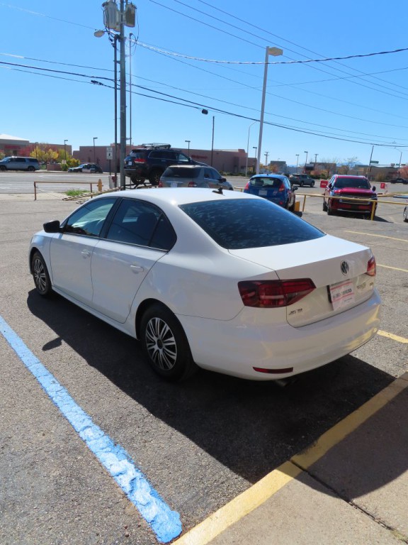 2016 Volkswagen Jetta Image 6