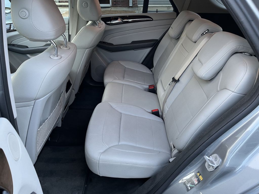 2015 Mercedes-Benz M-Class Image 13