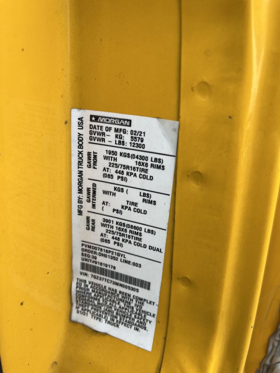 2021 GMC Savana Image 26