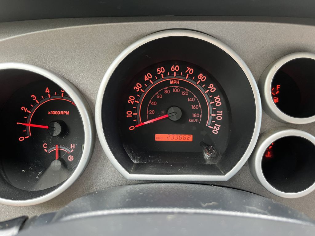2012 Toyota Tundra Image 18
