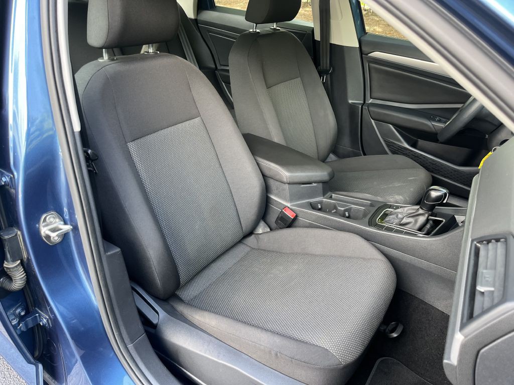 2019 Volkswagen Jetta Image 17