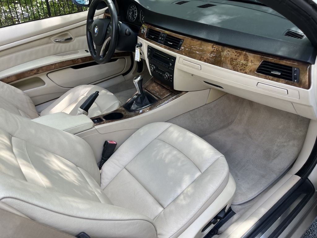 2007 BMW 3 Series Image 14