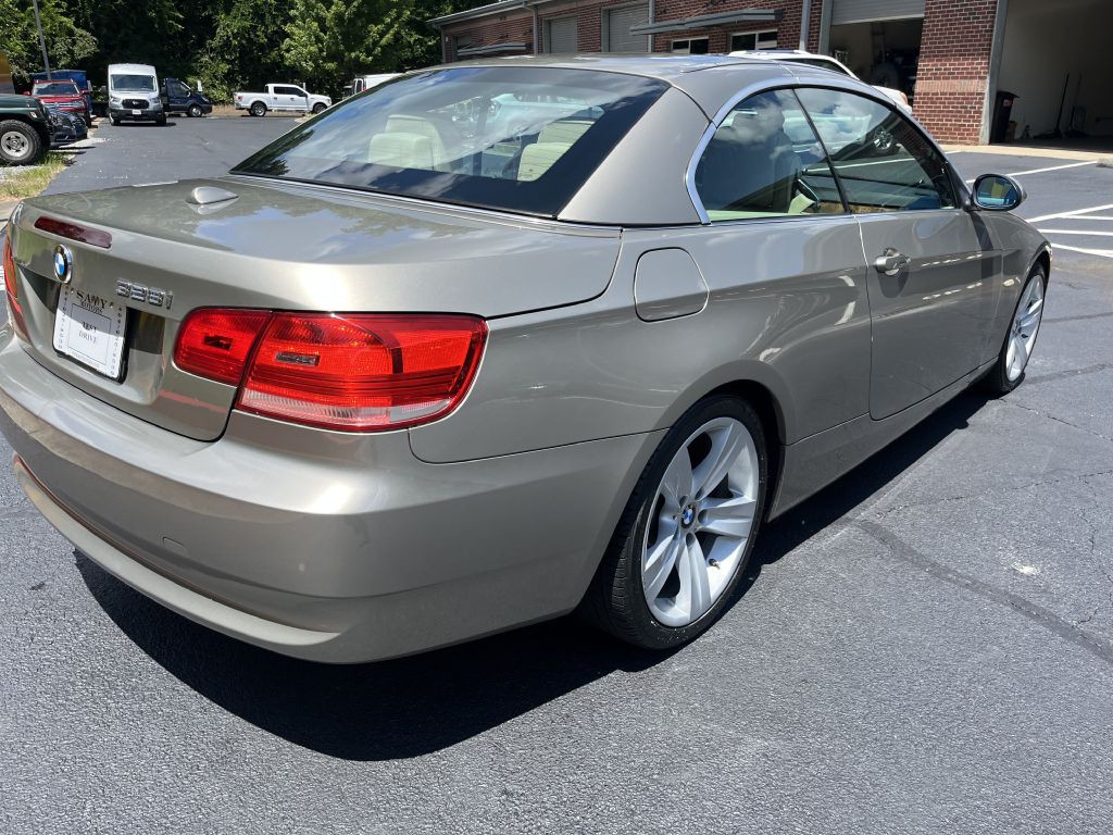 2007 BMW 3 Series Image 24
