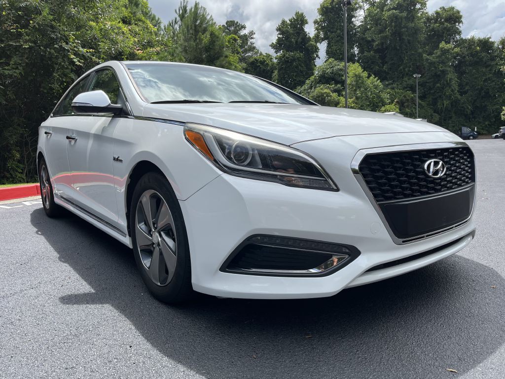 2016 Hyundai Sonata Image 3
