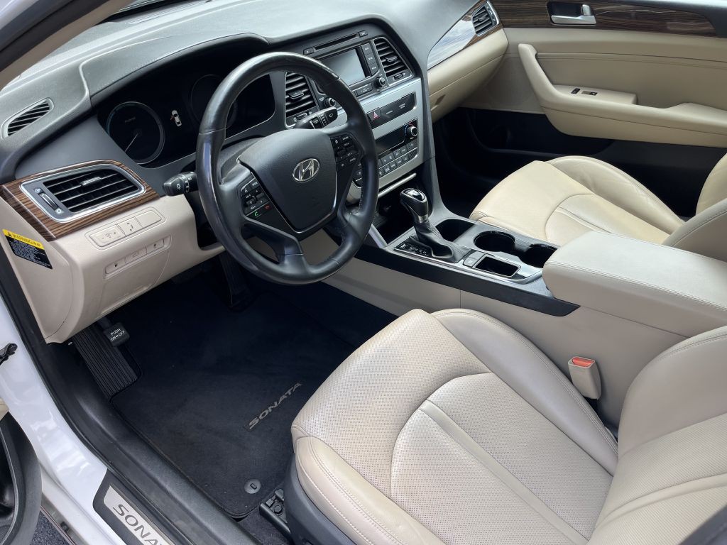2016 Hyundai Sonata Image 9