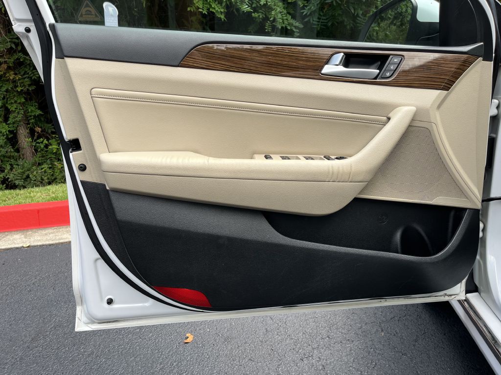 2016 Hyundai Sonata Image 11