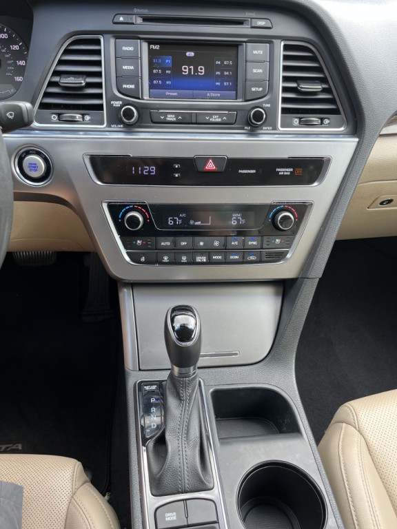 2016 Hyundai Sonata Image 20