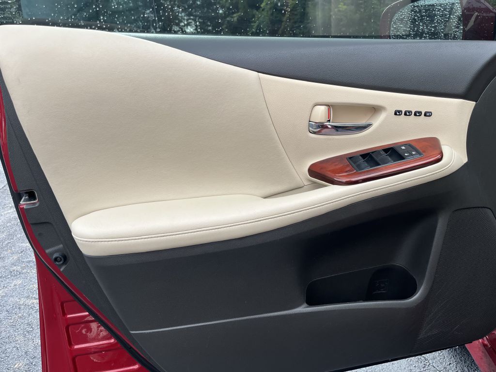 2010 Lexus HS Image 11