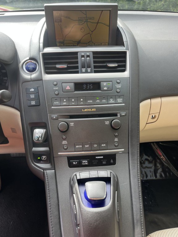 2010 Lexus HS Image 20