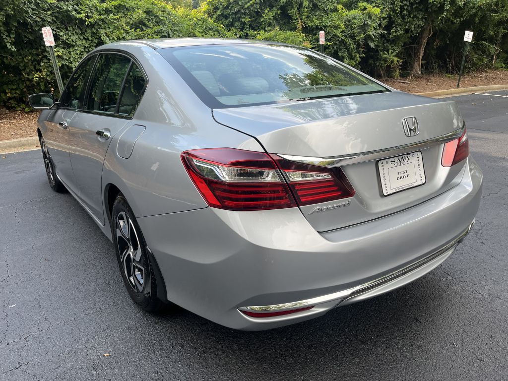 2016 Honda Accord Image 8