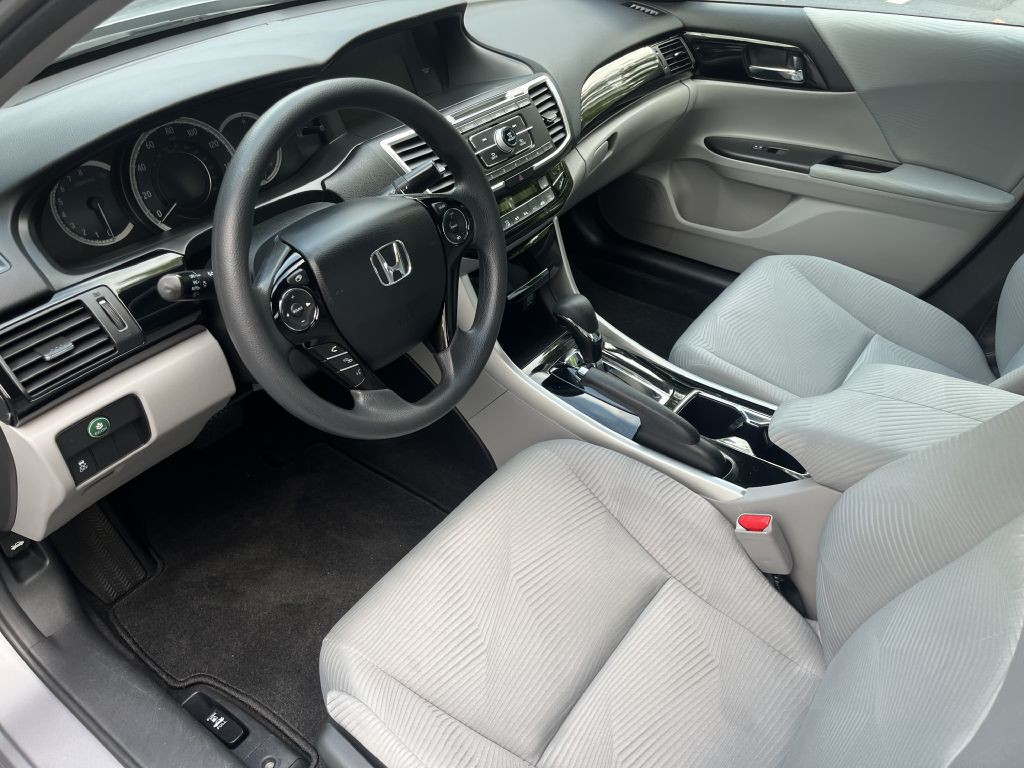 2016 Honda Accord Image 9