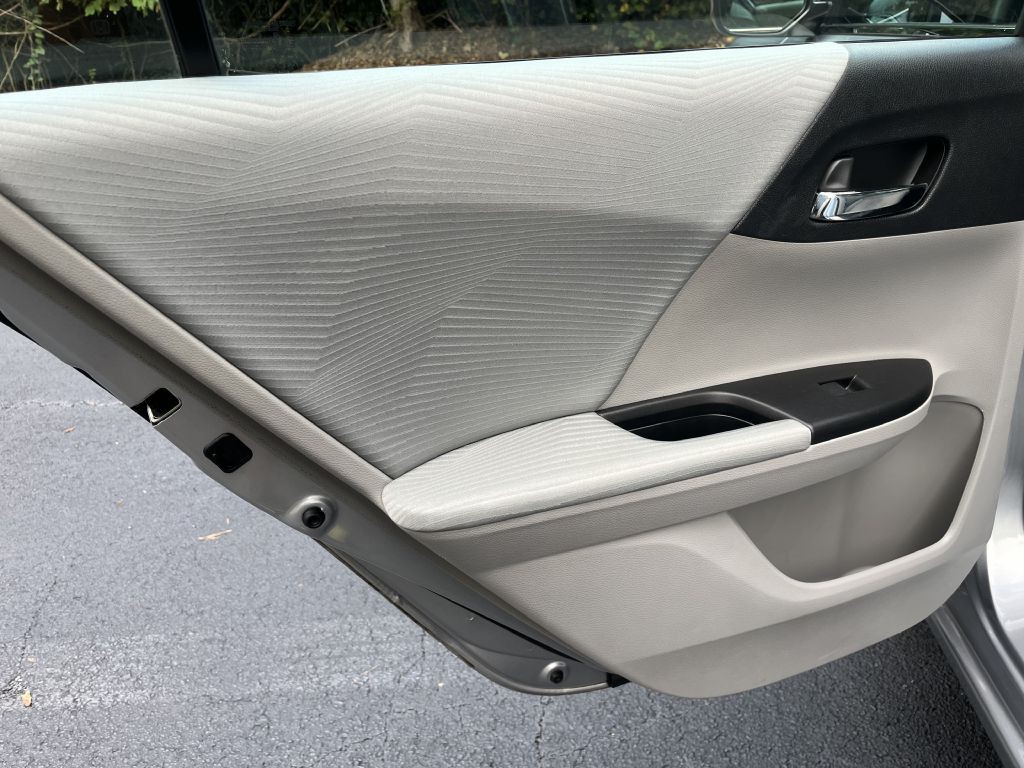 2016 Honda Accord Image 13