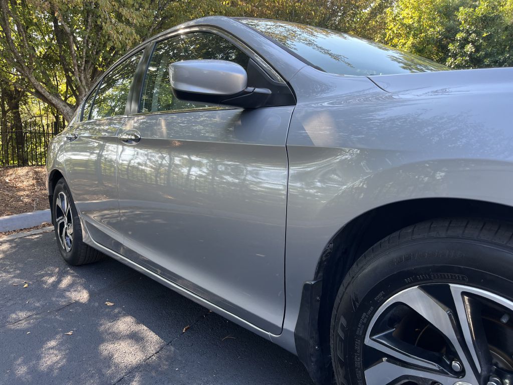 2016 Honda Accord Image 4