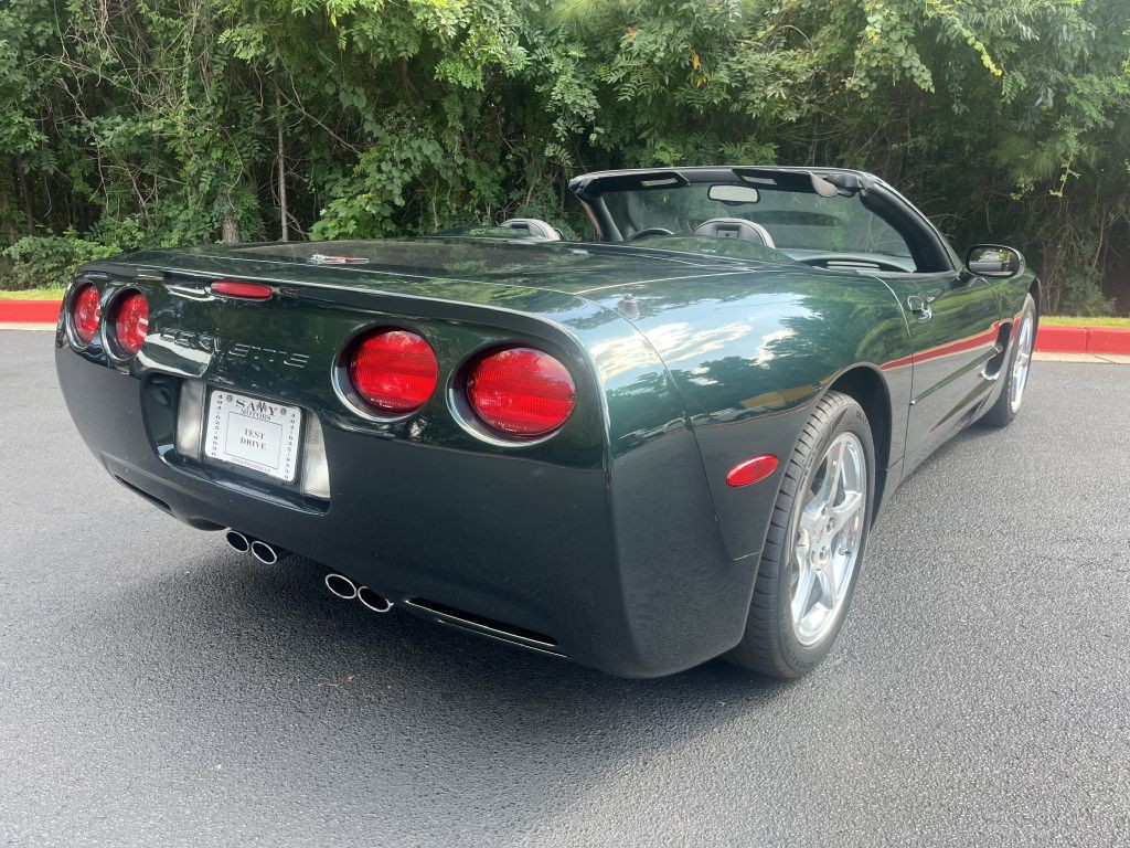 2001 Chevrolet Corvette Image 6