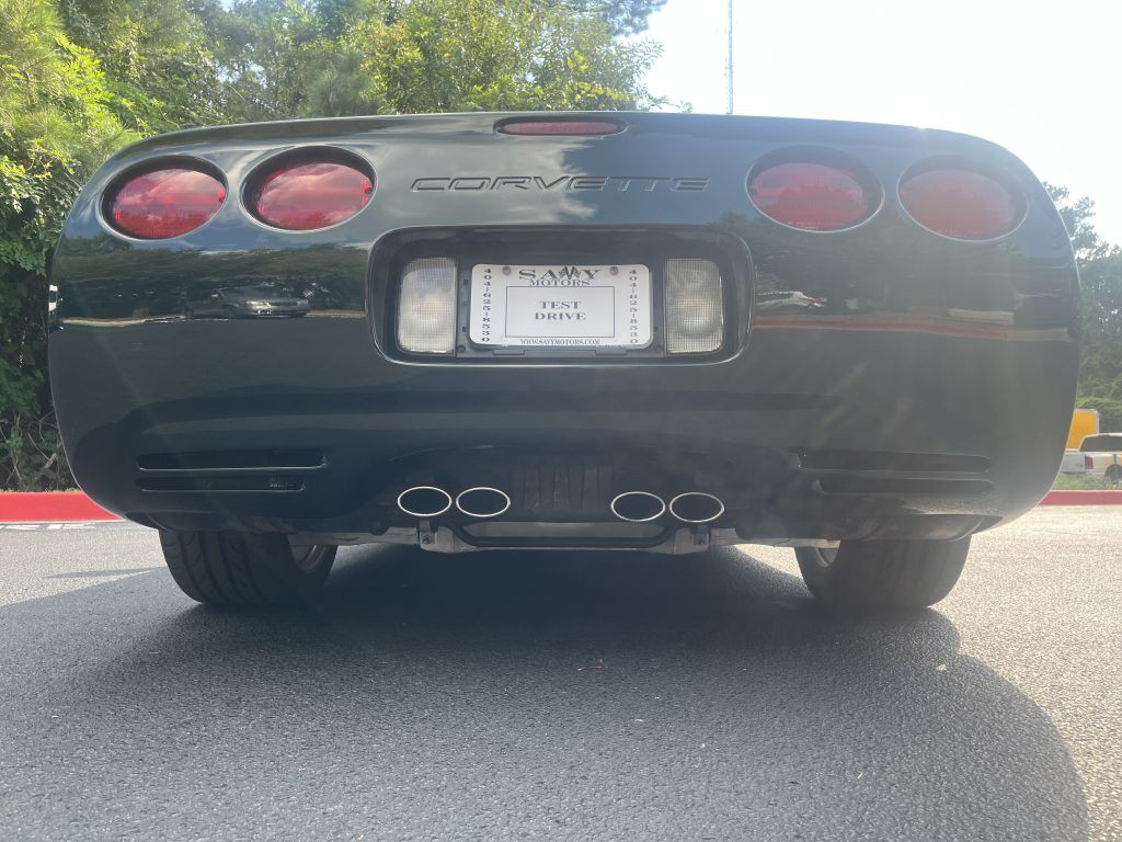 2001 Chevrolet Corvette Image 8