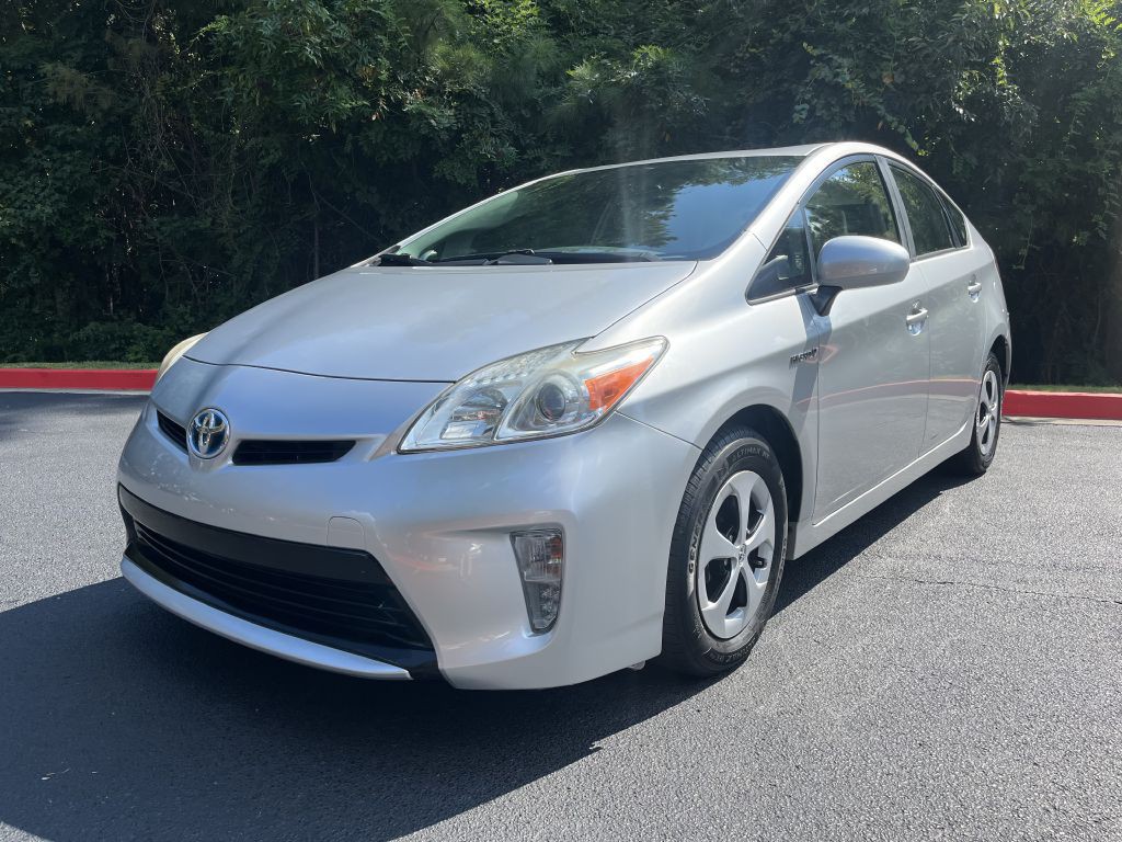 2013 Toyota Prius Image 1