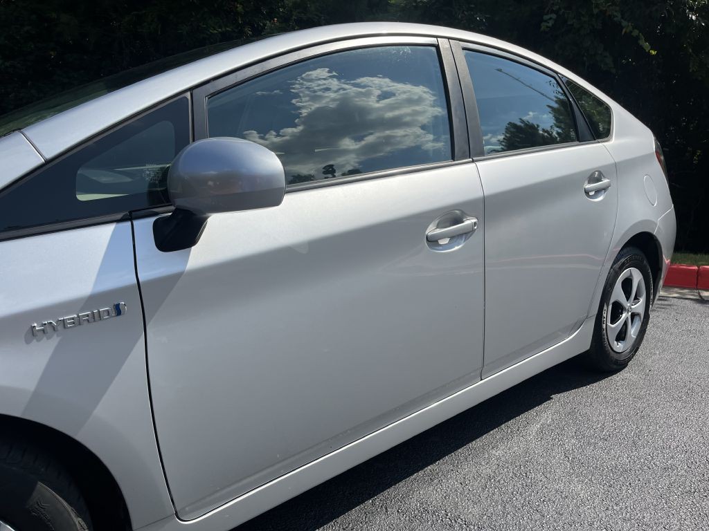 2013 Toyota Prius Image 5