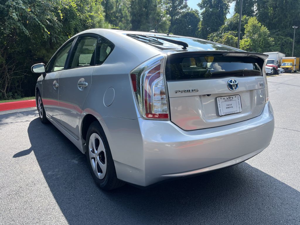 2013 Toyota Prius Image 8