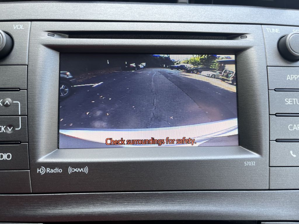 2013 Toyota Prius Image 20
