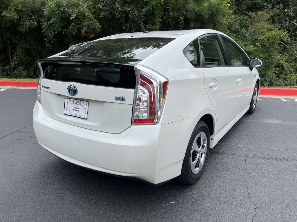2015 Toyota Prius Image 8