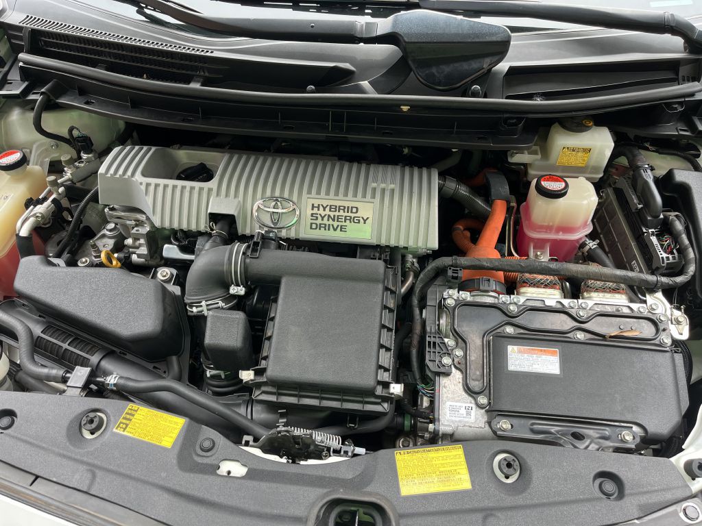 2015 Toyota Prius Image 19