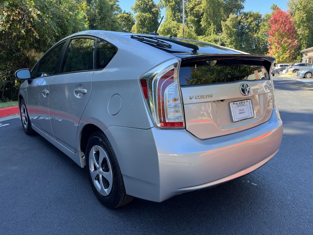 2013 Toyota Prius Image 6