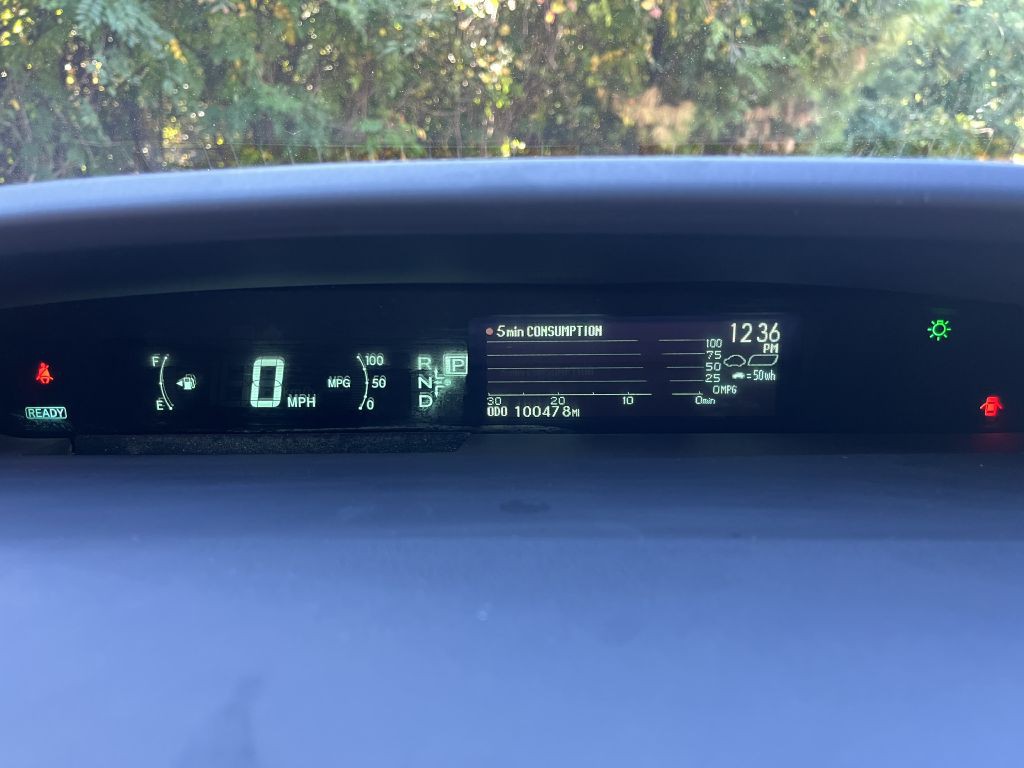 2013 Toyota Prius Image 21