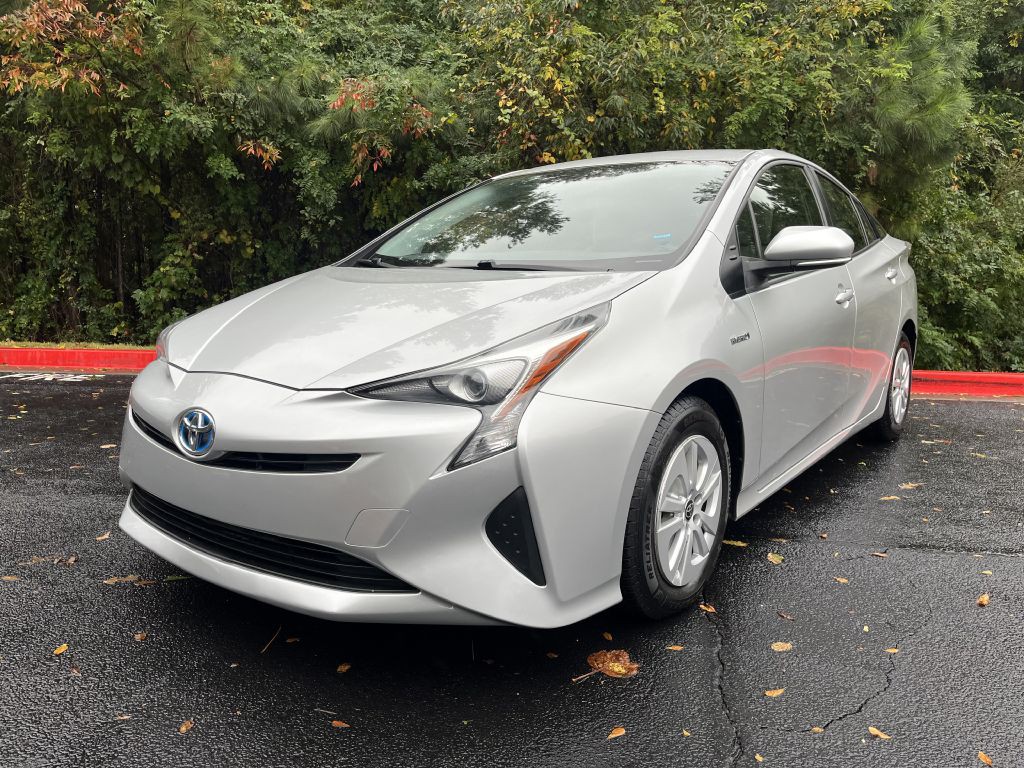2016 Toyota Prius Image 1