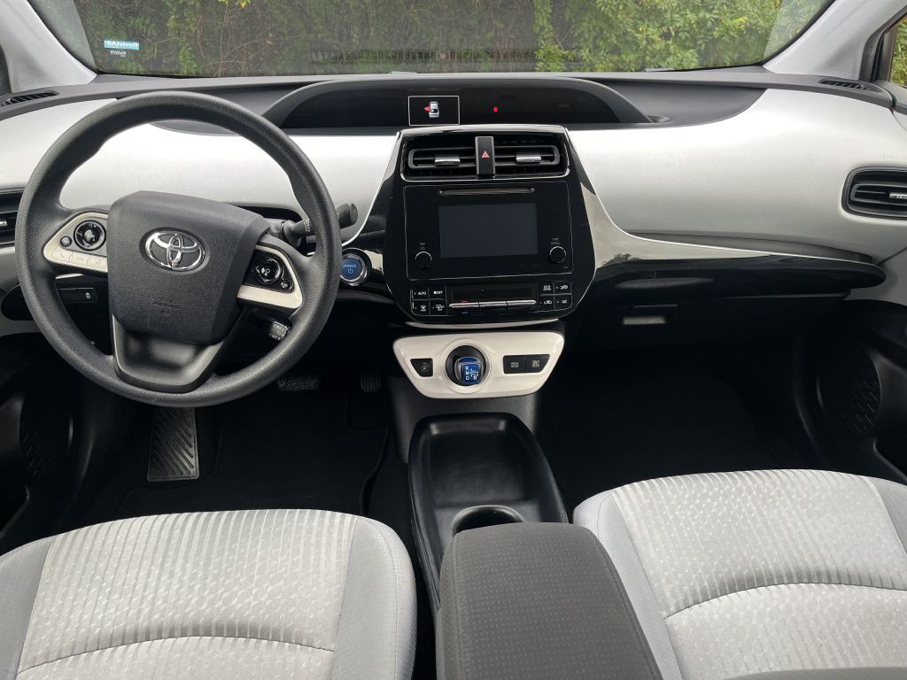 2016 Toyota Prius Image 8