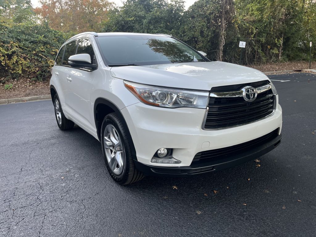 2015 Toyota Highlander Image 3