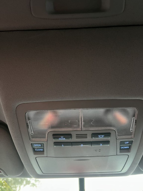 2015 Toyota Highlander Image 22