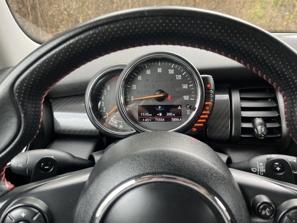 2014 MINI Cooper Image 20