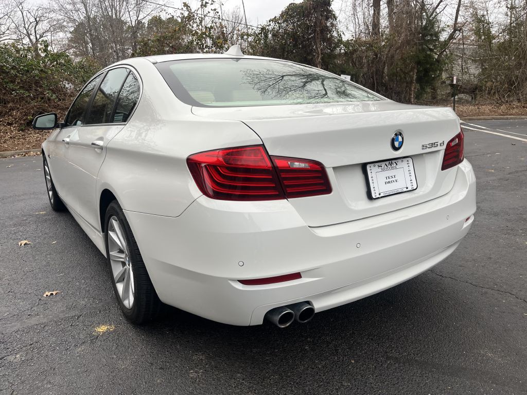 2014 BMW 5 Series Image 8