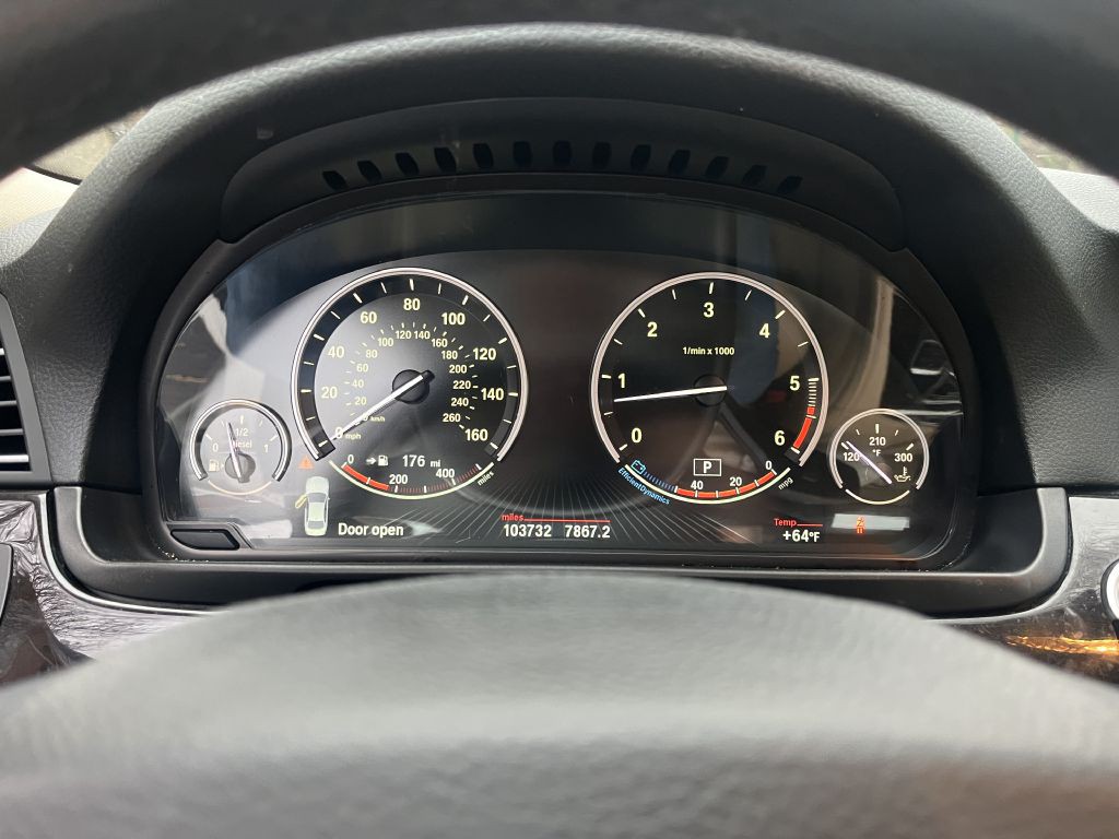 2014 BMW 5 Series Image 15