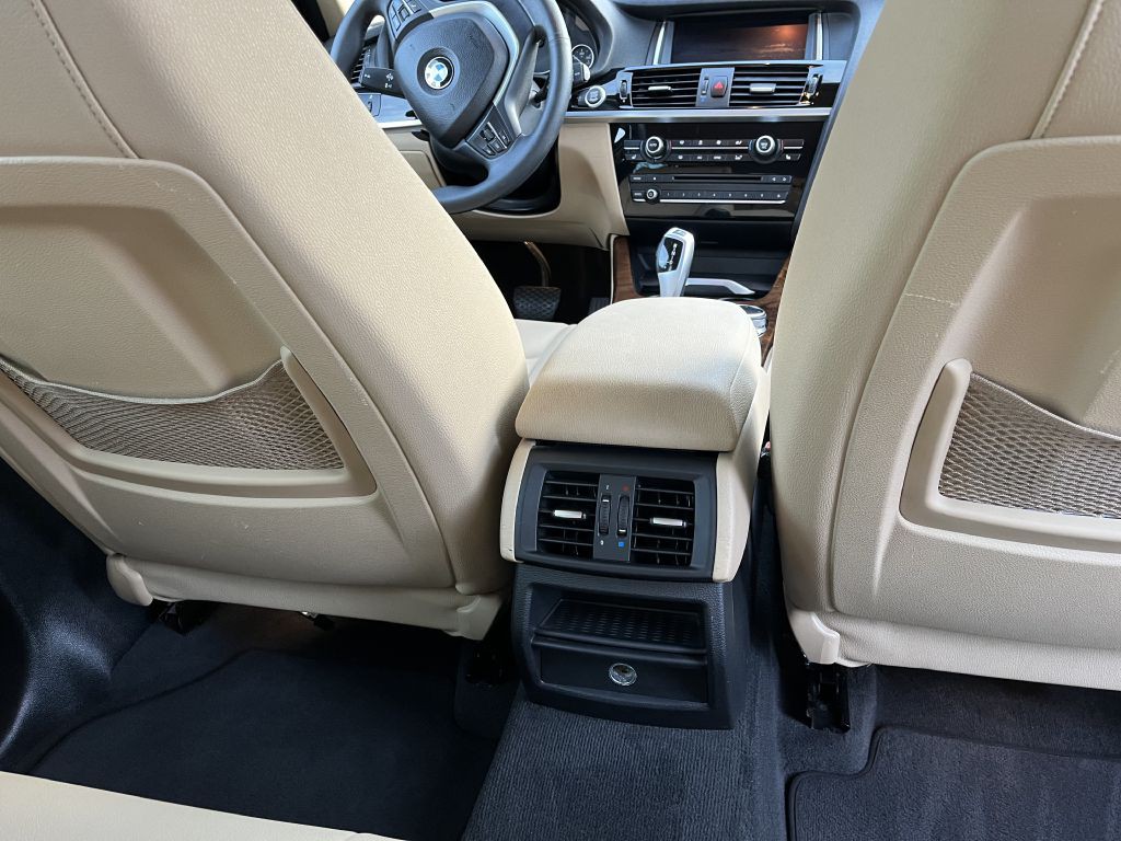 2017 BMW X3 Image 17
