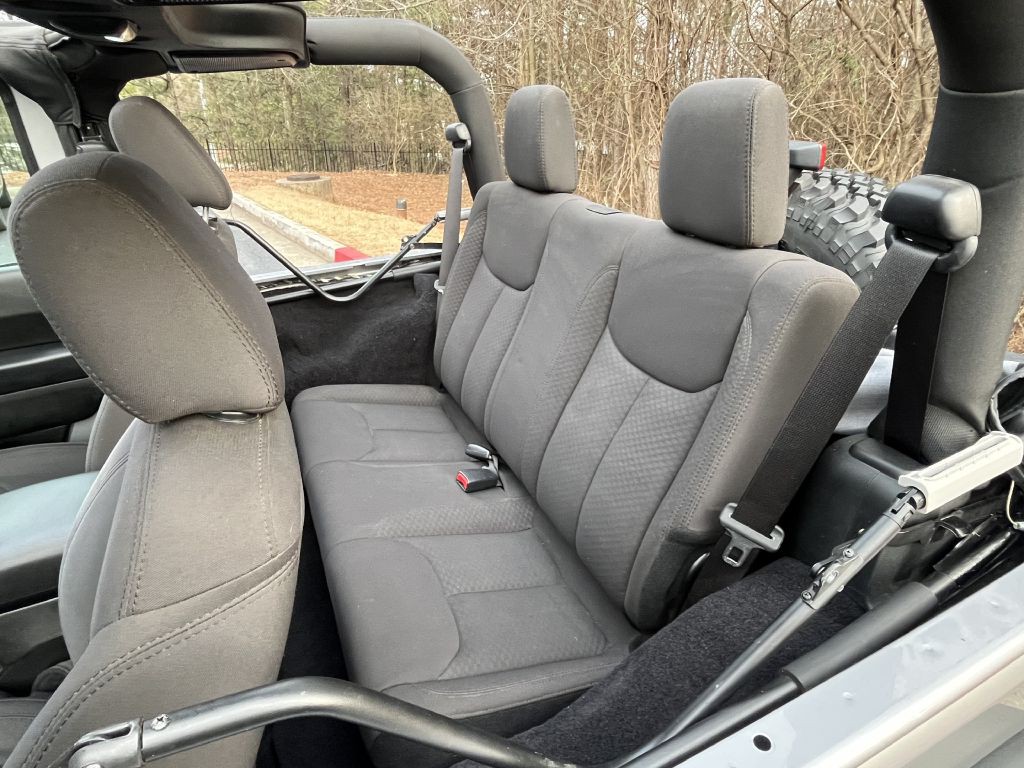 2017 Jeep Wrangler Image 8