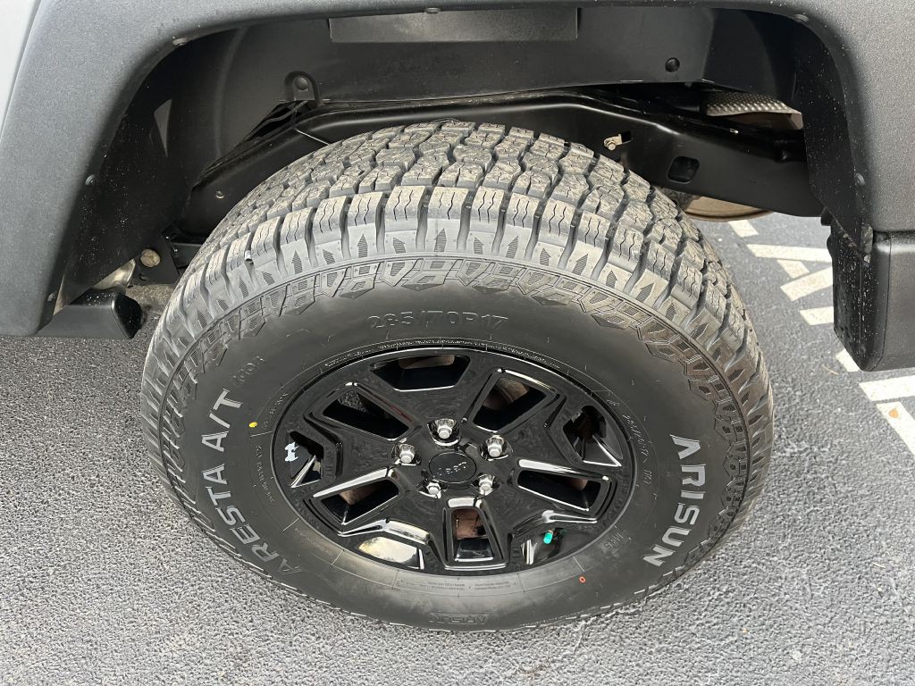 2017 Jeep Wrangler Image 15