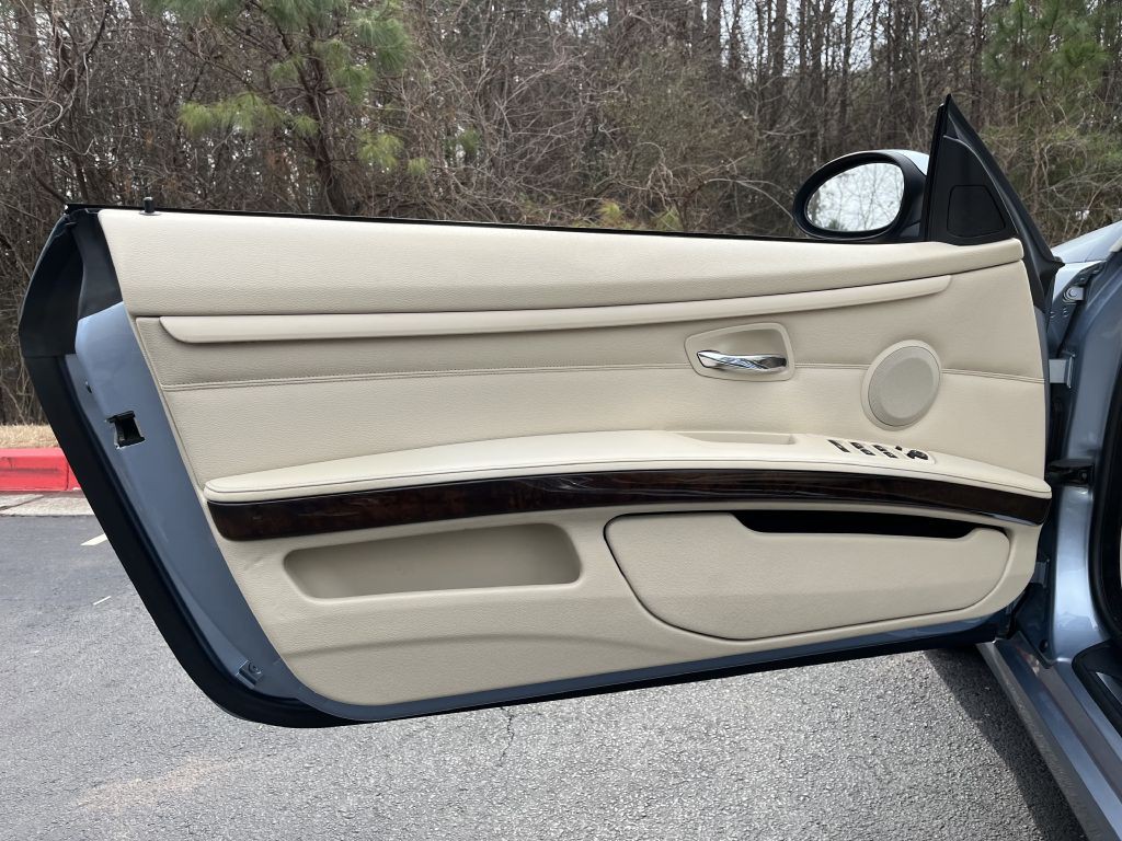 2009 BMW 3 Series Image 6