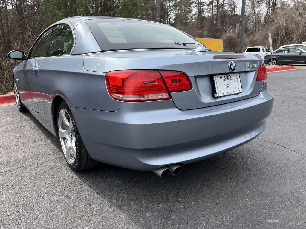 2009 BMW 3 Series Image 15