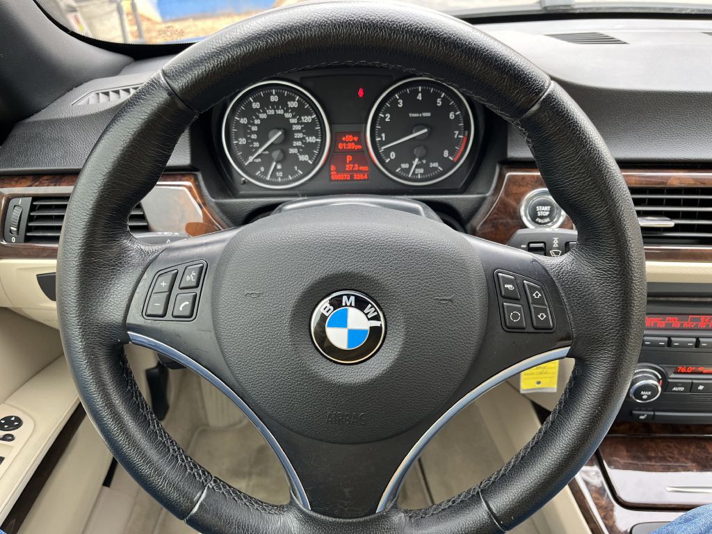 2009 BMW 3 Series Image 23