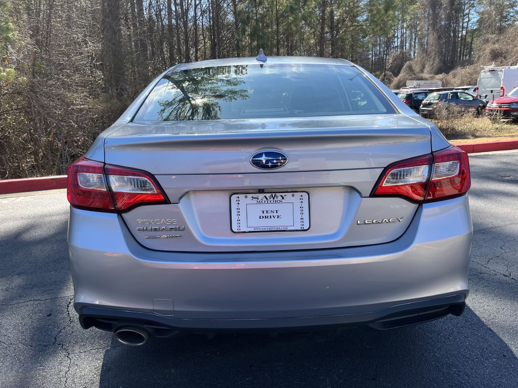 2018 Subaru Legacy Image 7