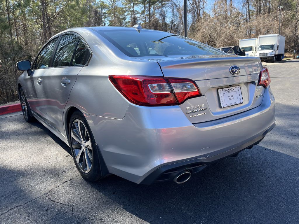 2018 Subaru Legacy Image 8