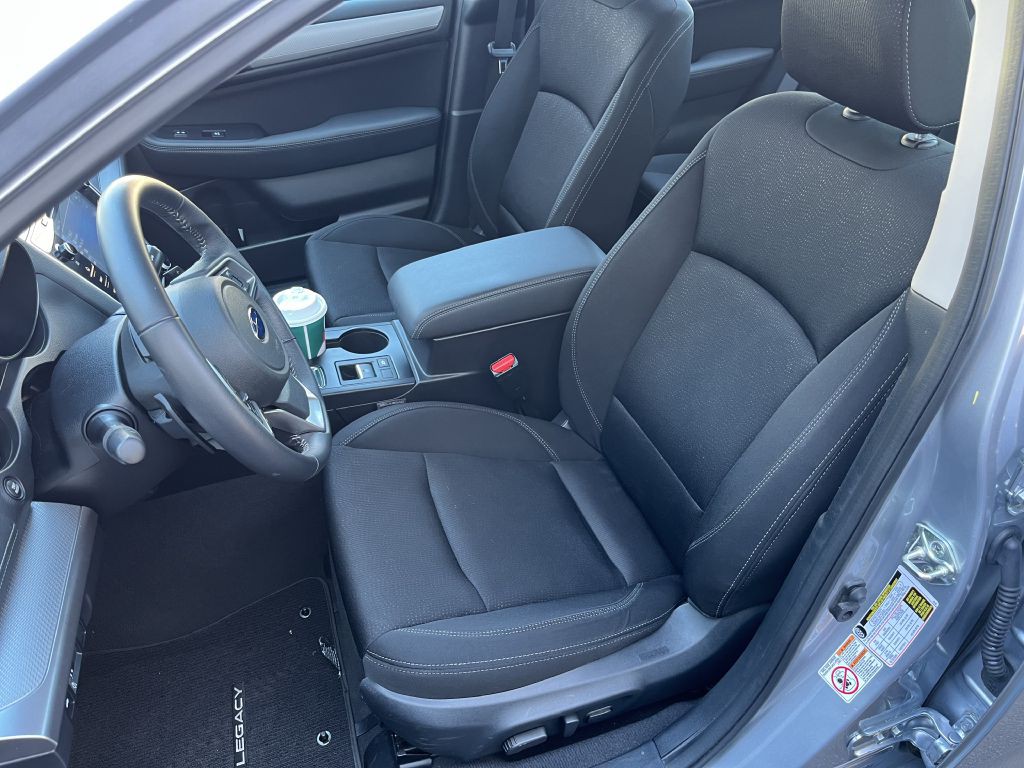 2018 Subaru Legacy Image 10