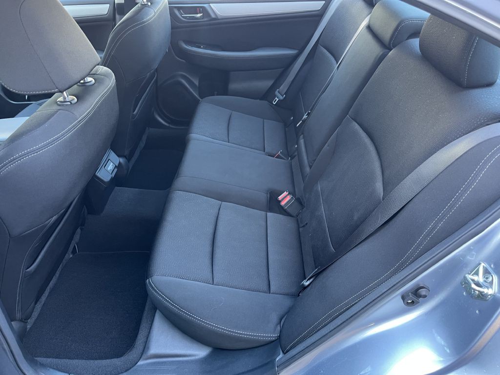 2018 Subaru Legacy Image 12