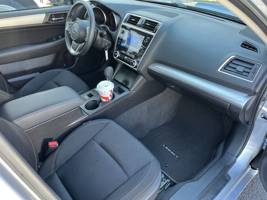2018 Subaru Legacy Image 14