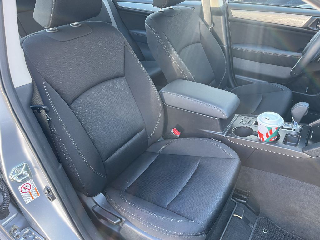 2018 Subaru Legacy Image 15