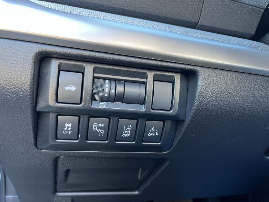 2018 Subaru Legacy Image 22