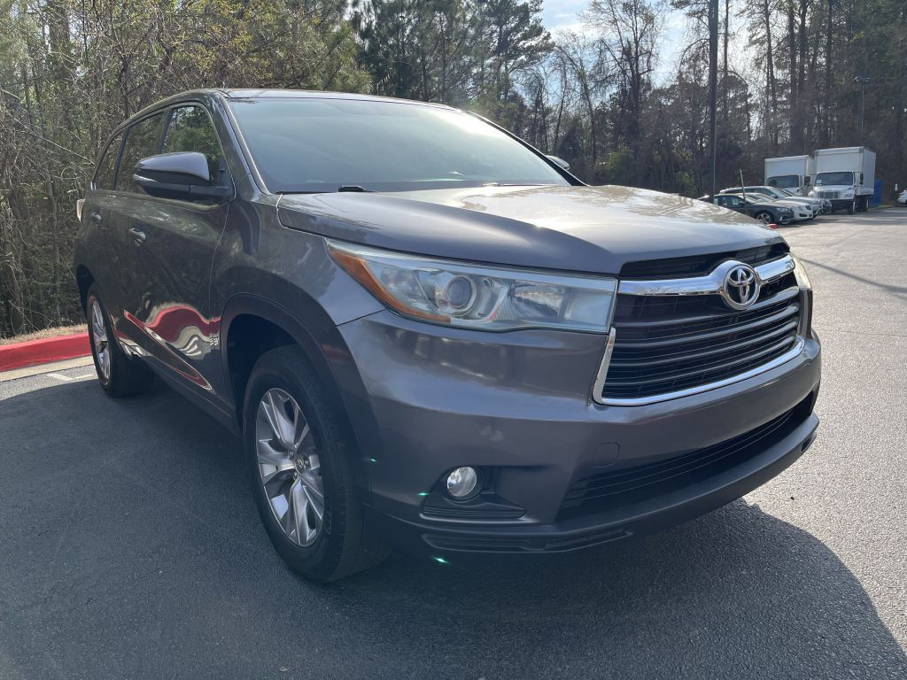 2015 Toyota Highlander Image 3