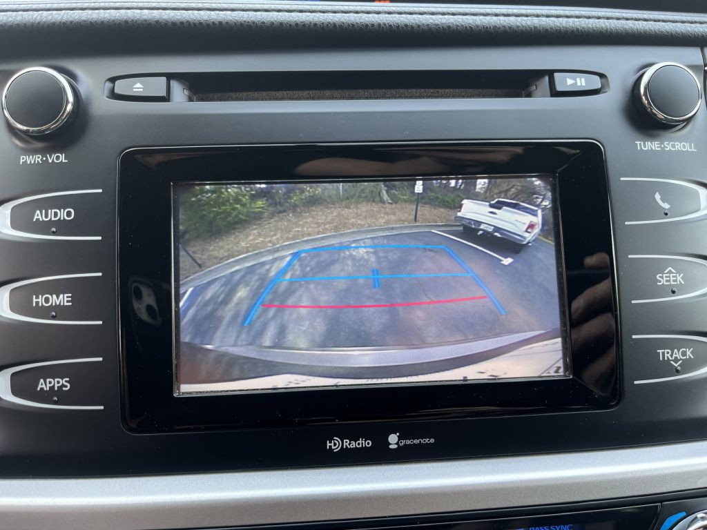 2015 Toyota Highlander Image 23