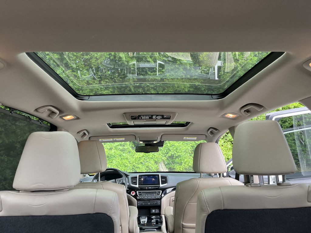 2017 Honda Pilot Image 26